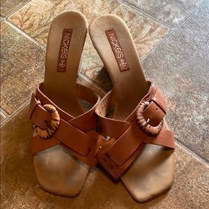 Nickels Super cute wedges! Size 6